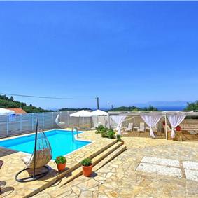 5 bedroom villa with pool & seaview, Perithia, sleeps 10